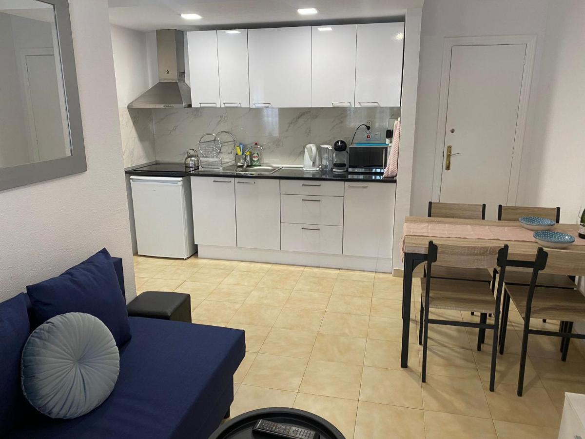 Apartament Casa Del Gato Rojo , Communal Swimming Pool , Terrace With Barbecue Торевиеха Екстериор снимка